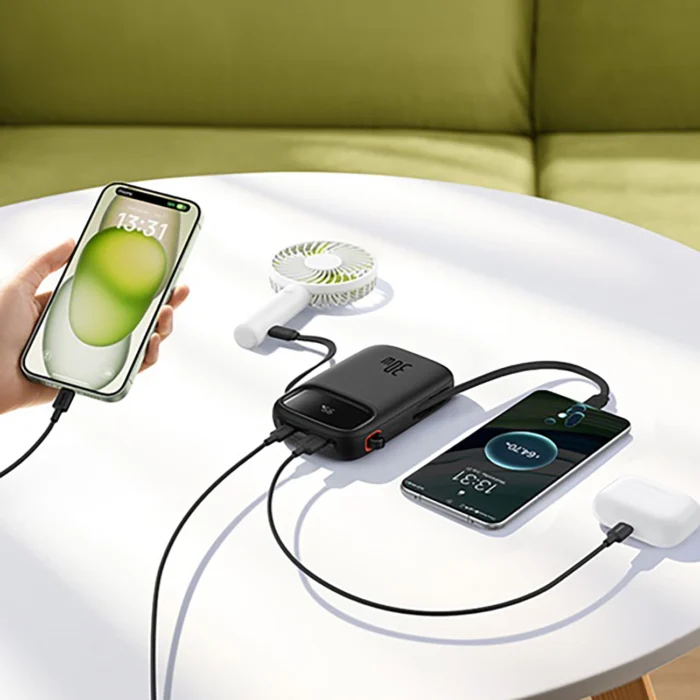 Външна Батерия от Baseus QPow 2
30W 10000mAh Power Bank with
 Built-in USB-C Cables - Black - Image 10